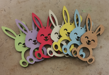 Osterhase Holzanhänger Schokokugelhalter