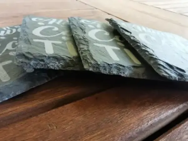 Untersetzer aus Schiefer - 4er Set - Its Always Coffee Time